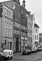 Studentenwohnheim in Lübeck, Große Altefähre 31 (zweites Haus von links)